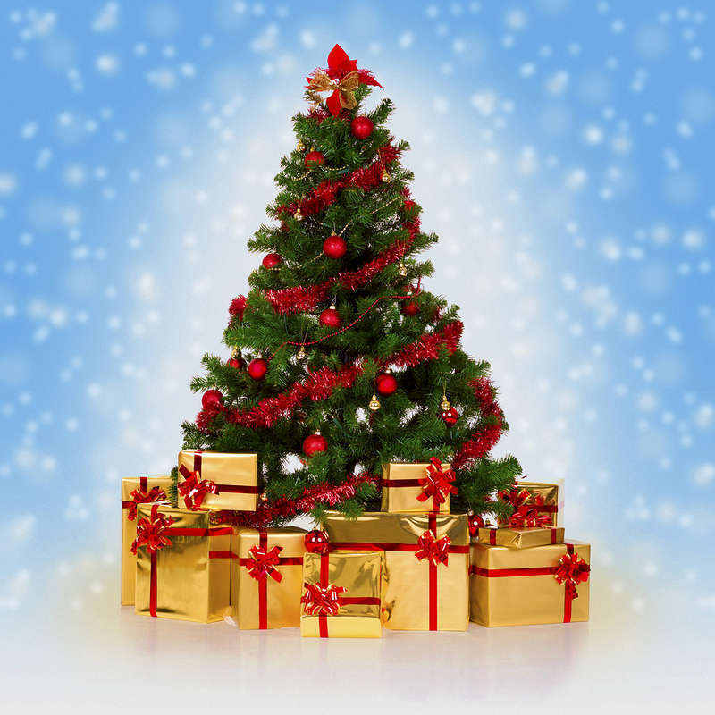 weihnachtsbaum-mit-deko